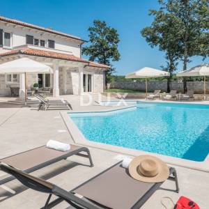 ISTRA, TINJAN - Raskošna kuća s bazenom