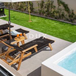 ISTRA, UMAG - Moderna prizemnica s bazenom 100 metara od mora