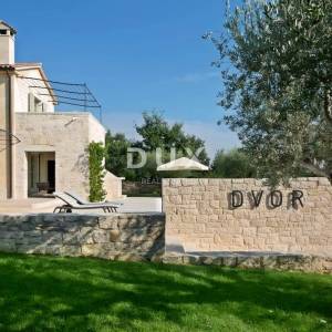 ISTRA, VIŠNJAN - Jedinstvena kamena kuća s bazenom