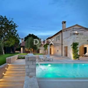 ISTRA, VIŠNJAN - Jedinstvena kamena kuća s bazenom