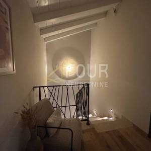 Istra, Višnjan, moderna kamena vila s bazenom