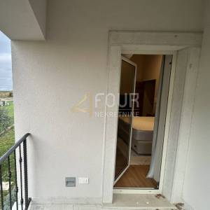 Istra, Višnjan, moderna kamena vila s bazenom