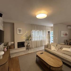 Istra, Višnjan, moderna kamena vila s bazenom