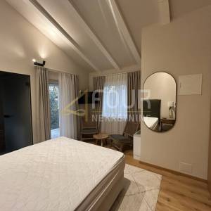 Istra, Višnjan, moderna kamena vila s bazenom