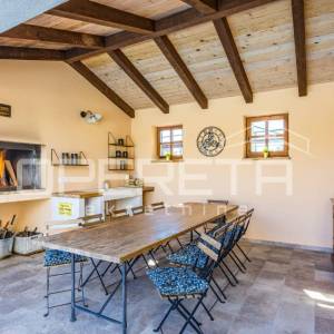 Istra, Vodnjan okolica, prekrasna vila sa šest spavaćih, bazen, grijanje, garaža