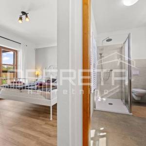 Istra, Vodnjan okolica, prekrasna vila sa šest spavaćih, bazen, grijanje, garaža