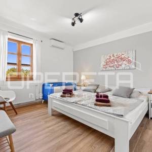 Istra, Vodnjan okolica, prekrasna vila sa šest spavaćih, bazen, grijanje, garaža