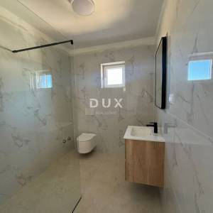 ISTRA, ŽMINJ - Nova mediteranska kuća s pogledom na vinograd u privatnom kompleksu!