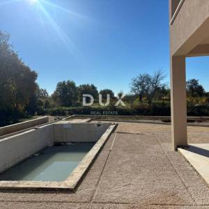 ISTRA, ŽMINJ - Nova mediteranska kuća s pogledom na vinograd u privatnom kompleksu!