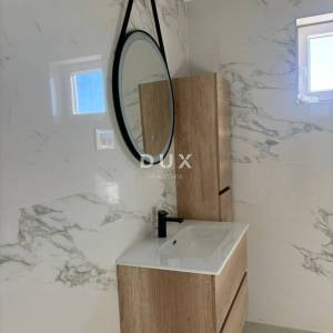 ISTRA, ŽMINJ - Nova mediteranska kuća s pogledom na vinograd u privatnom kompleksu!