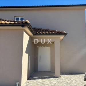 ISTRA, ŽMINJ - Nova mediteranska kuća s pogledom na vinograd u privatnom kompleksu!