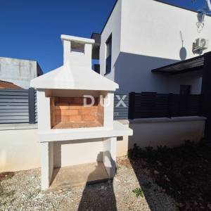 ISTRA,MEDULIN-Samostojeća kuća na idealnoj lokaciji, prilika