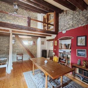 ISTRA,MOTOVUN - Prekrasna autohtona kuća sa konobom