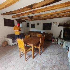 ISTRA,MOTOVUN - Prekrasna autohtona kuća sa konobom