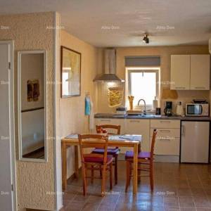 Istraska kamena kuća s  pogledom na more – Medulin, Vinkuran