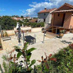 Istraska kamena kuća s  pogledom na more – Medulin, Vinkuran