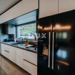 IVANEC - Moderno luksuzna kuća TOP PRILIKA!!