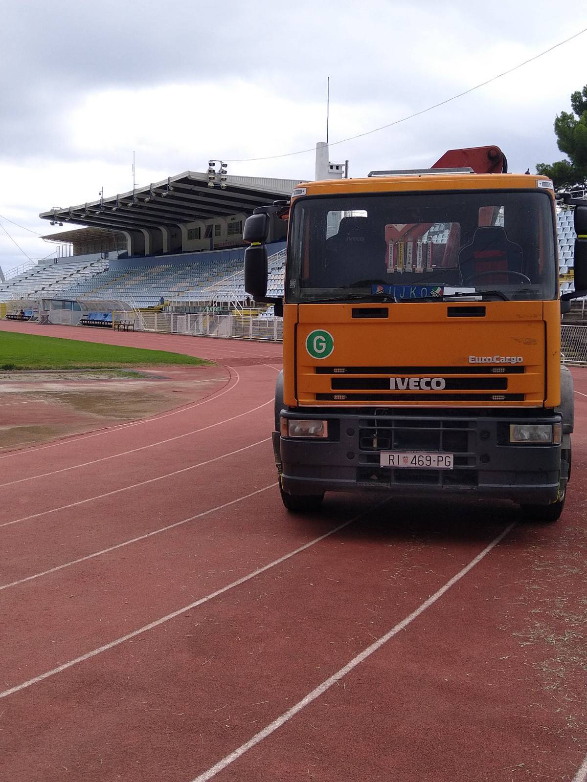 Iveco eurocargo 170e18k