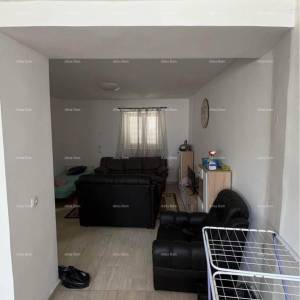 Izvrsna prilika! Prodaja kuće u centru Medulina! Pogled na more!