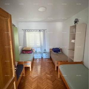 Izvrsna prilika! Prodaja kuće u centru Medulina! Pogled na more!