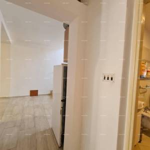 Izvrsna prilika! Prodaja renovirane kuće u centru Medulina! Pogled na more!