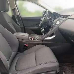 Jaguar E-Pace 2.0 D BASE