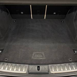 Jaguar F-Pace PRESTIGE 2.0D 180HP AWD A8