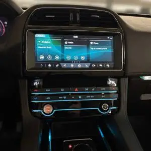 Jaguar F-Pace PRESTIGE 2.0D 180HP AWD A8