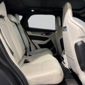 Jaguar F-Pace SVR 5.0 550 AWD A8