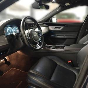 Jaguar XF PRESTIGE 2.0D 180