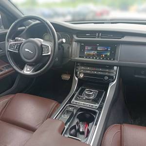 Jaguar XF R-SPORT 2.0 D