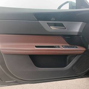 Jaguar XF R-SPORT 2.0 D