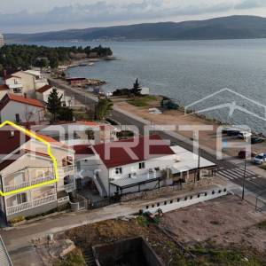 Jednosoban apartman u centru Starigrada, 47m2 neto 