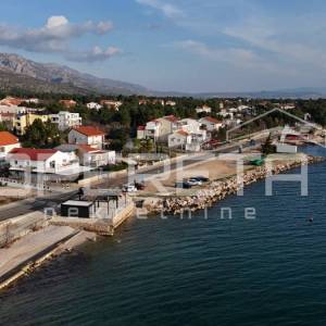 Jednosoban apartman u centru Starigrada, 47m2 neto 