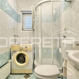 Jednosoban apartman u centru Starigrada, 47m2 neto 