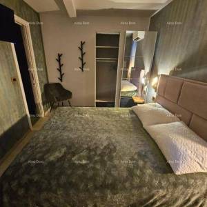 Jednosoban stan na 1.katu i soba s kupatilom u prizemlju s zajedničkom terasom