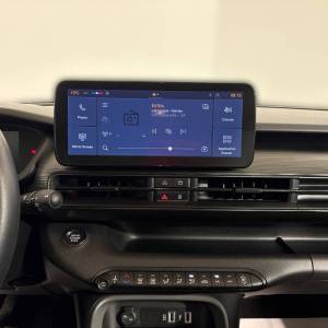 Jeep Avenger 1.2 LONGITUDE M/T