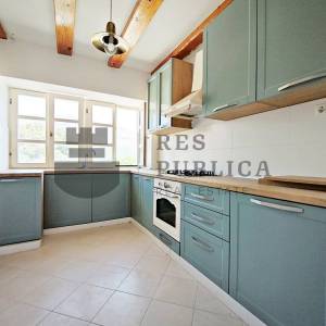 KAMENA KUĆA U KONAVLIMA