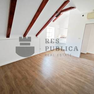 KAMENA KUĆA U KONAVLIMA