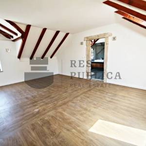 KAMENA KUĆA U KONAVLIMA