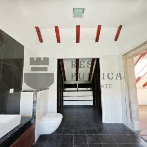 KAMENA KUĆA U KONAVLIMA