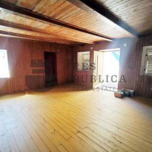 KAMENA KUĆA U TRSTENIKU