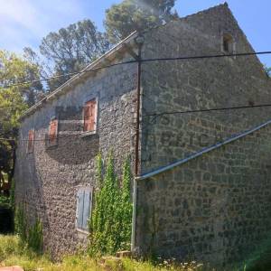 KAMENA KUĆA ZA OBNOVU NA PELJEŠCU - CIJENA NA UPIT