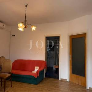 Kantrida - Šarmantna prizemnica s velikom okućnicom