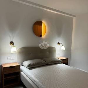 Karlovac, prekrasan Ranč  na 6000 m2 na Slapu , dvije Kuće, i objekt sa  4 Apartmana