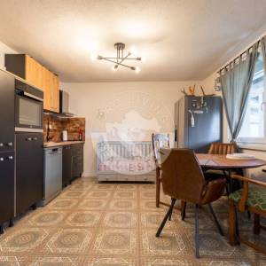 Karlovac, prekrasan Ranč  na 6000 m2 na Slapu , dvije Kuće, i objekt sa  4 Apartmana