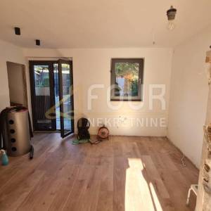 Kastav, dvojna kuća, 120m2