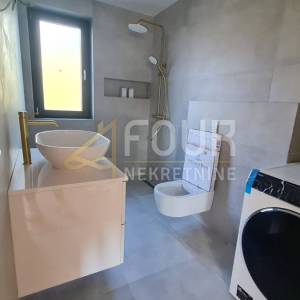 Kastav, dvojna kuća, 120m2