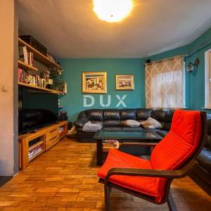 KASTAV - dvojna kuća s dva stana i uređenom okućnicom