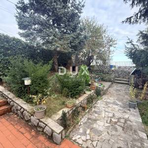 KASTAV, RUBEŠI - roh-bau etaža s velikom terasom i pogledom!